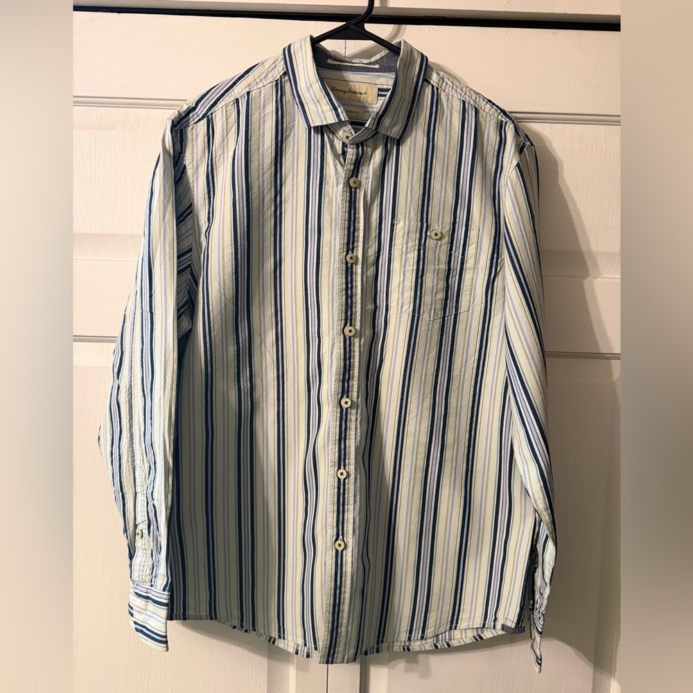Tommy Bahama Men’s Large Striped Button Up Shirt GUC
